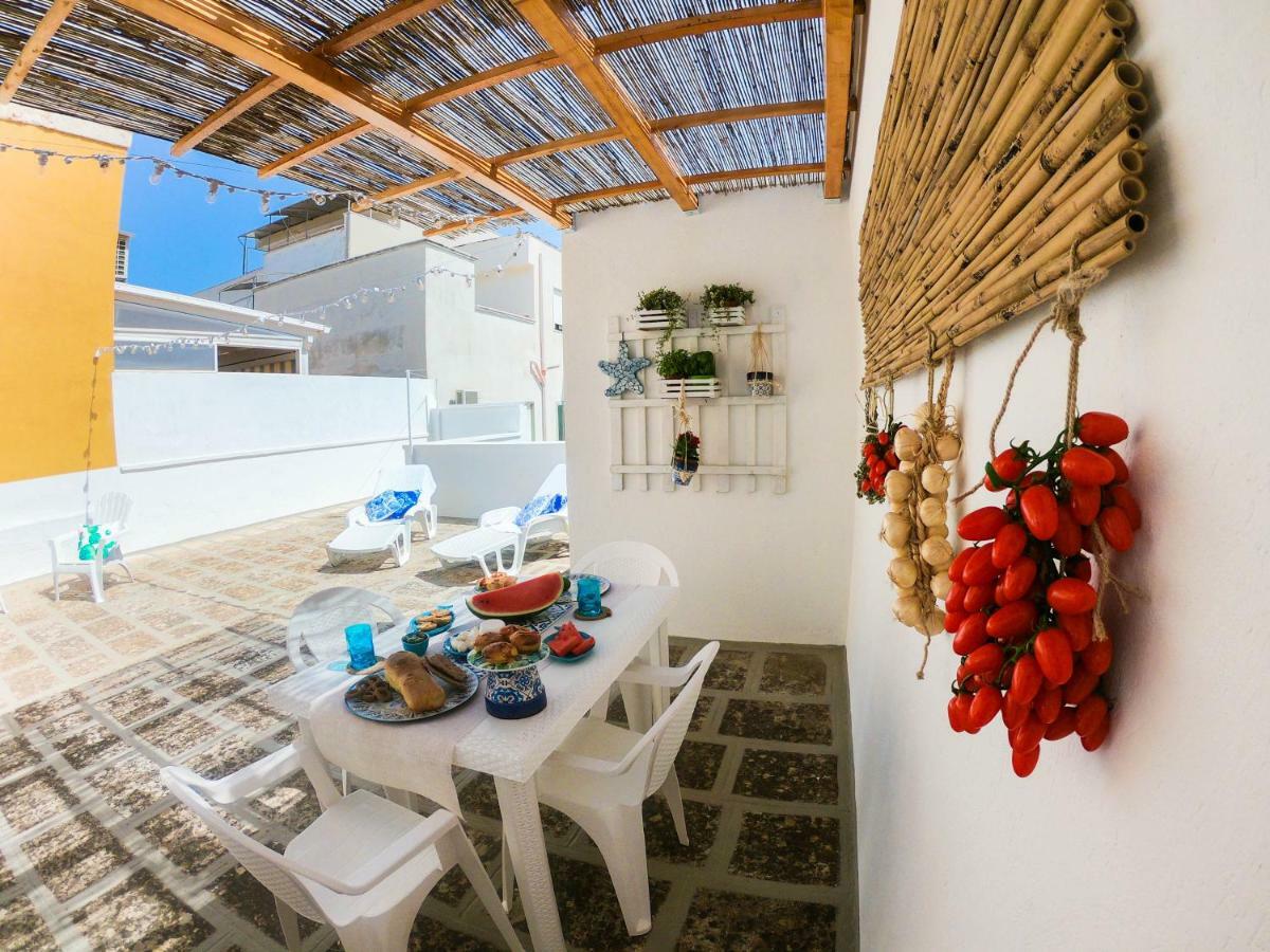 La Dimora Al Mare Villa Monopoli Exterior photo
