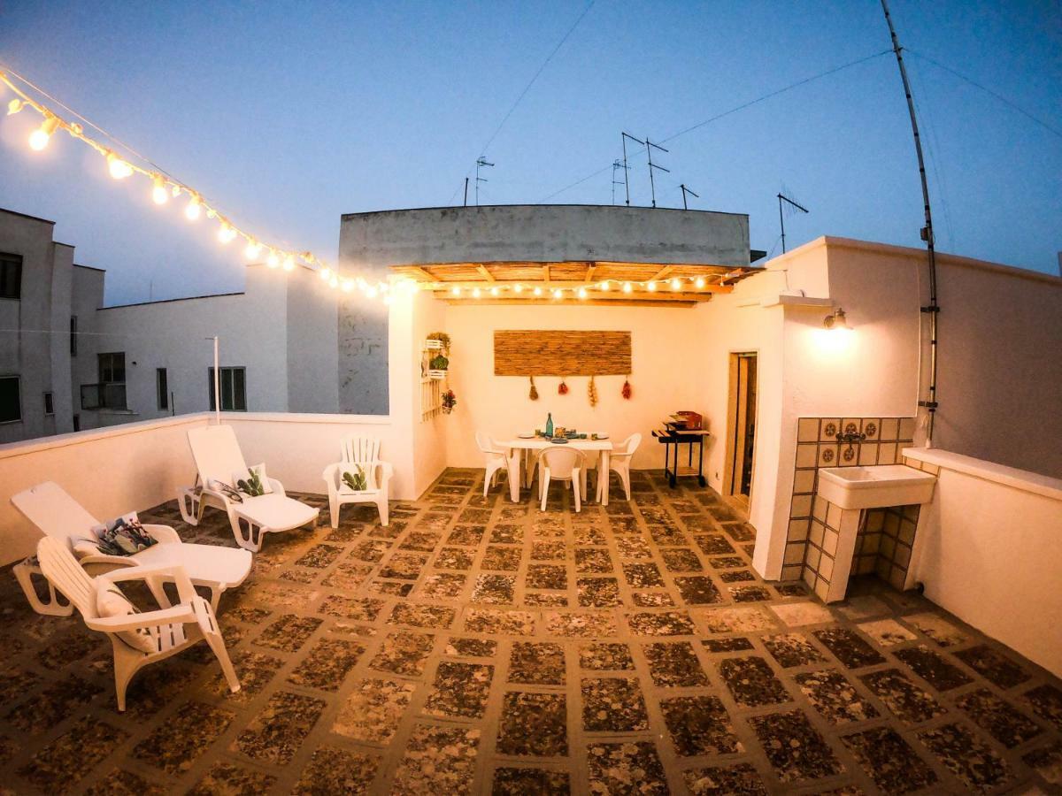 La Dimora Al Mare Villa Monopoli Exterior photo